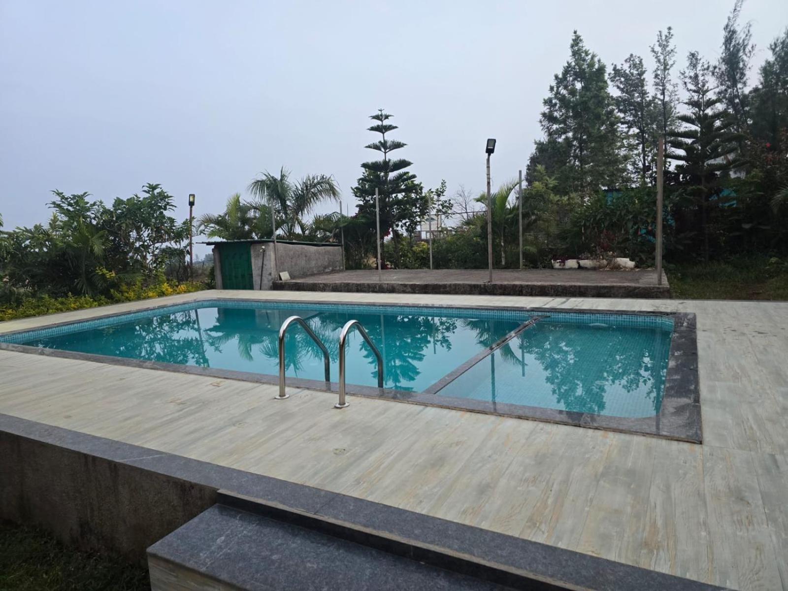 Stone Casa By Vgh 4Bhk Villa With Swimming Pool มหาบาเลชวาร์ ภายนอก รูปภาพ