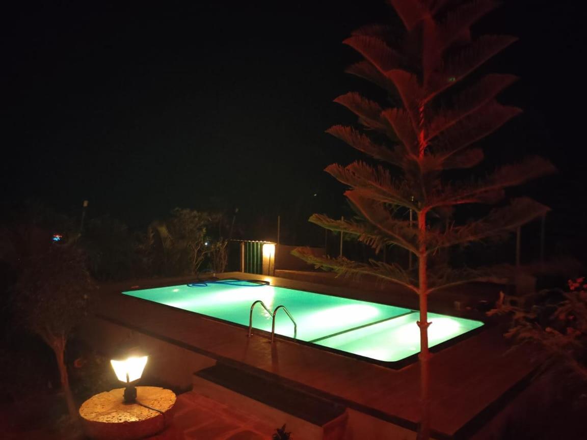 Stone Casa By Vgh 4Bhk Villa With Swimming Pool มหาบาเลชวาร์ ภายนอก รูปภาพ