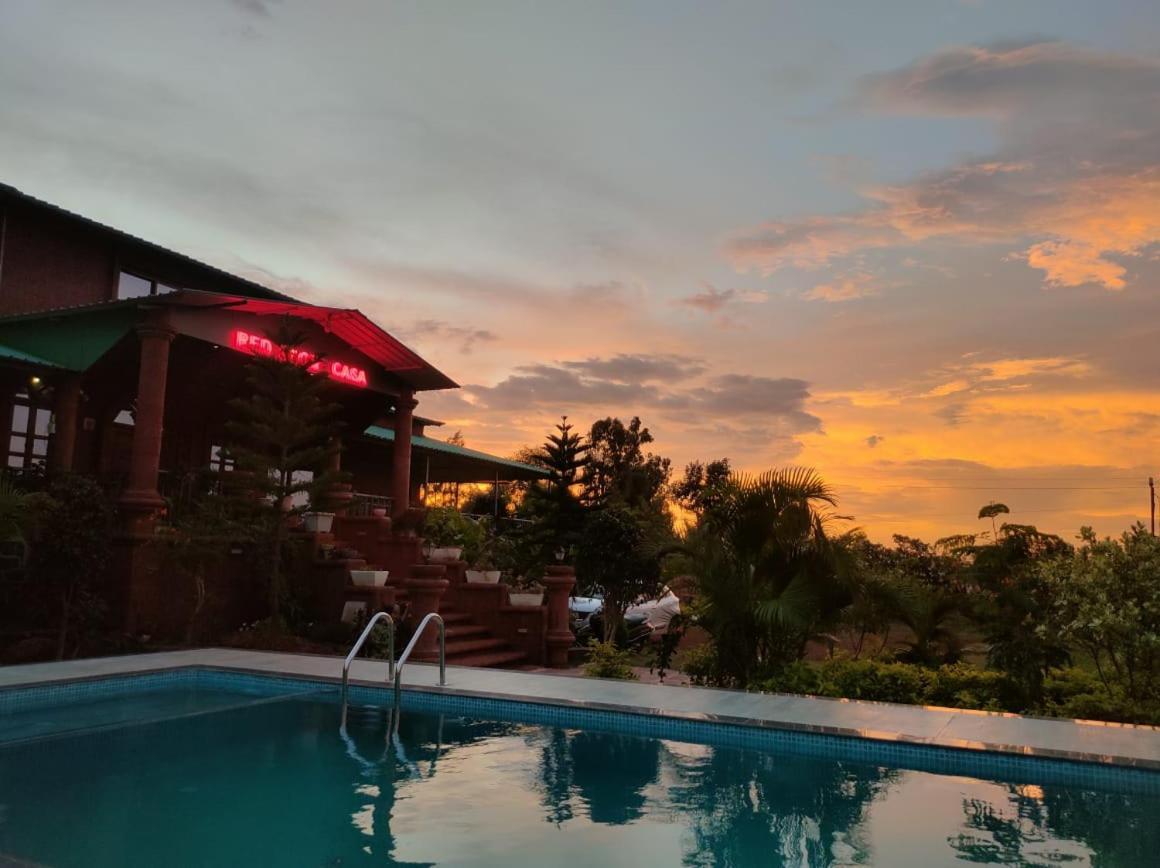 Stone Casa By Vgh 4Bhk Villa With Swimming Pool มหาบาเลชวาร์ ภายนอก รูปภาพ