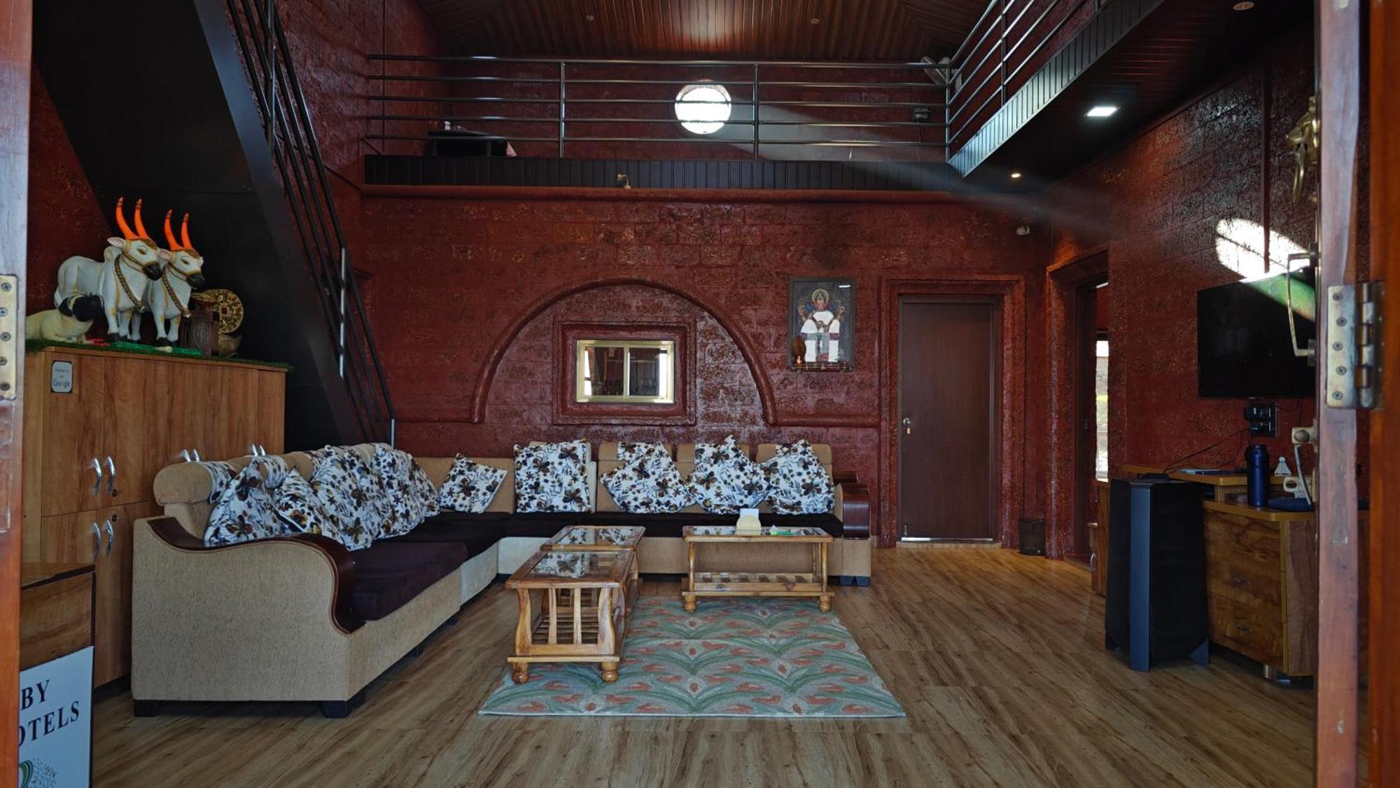 Stone Casa By Vgh 4Bhk Villa With Swimming Pool มหาบาเลชวาร์ ภายนอก รูปภาพ